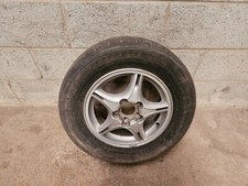 2004 HYUNDAI TRAJET 15" ALLOY
